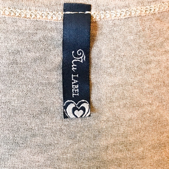 Tan short sleeve tee - Picture 3 of 5